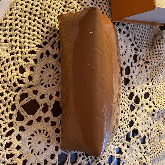 Louis Vuitton VERNIER Pochette COA & Box No Callouts Compare at $700+ - Picture 5 of 12